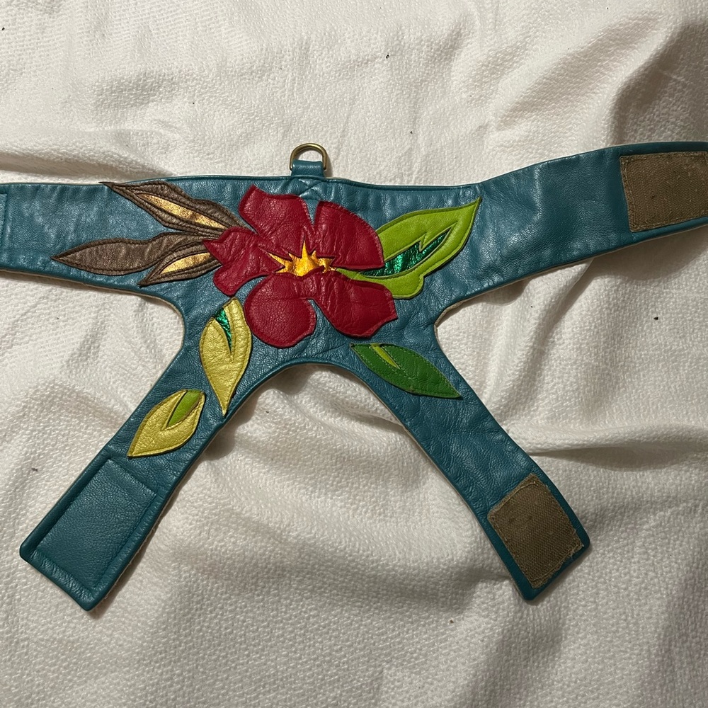 CHEIN Coature Leather Harness - Picture 3 of 5